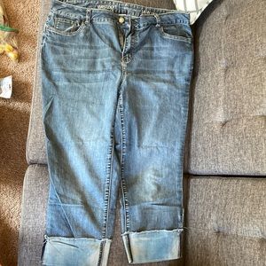 Women’s crop jeans